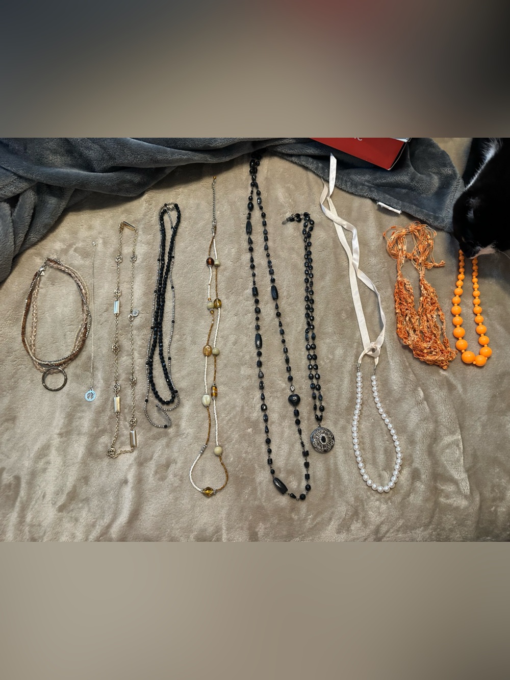 Assorted Women's Necklace Set in Black, White, Orange, Gold